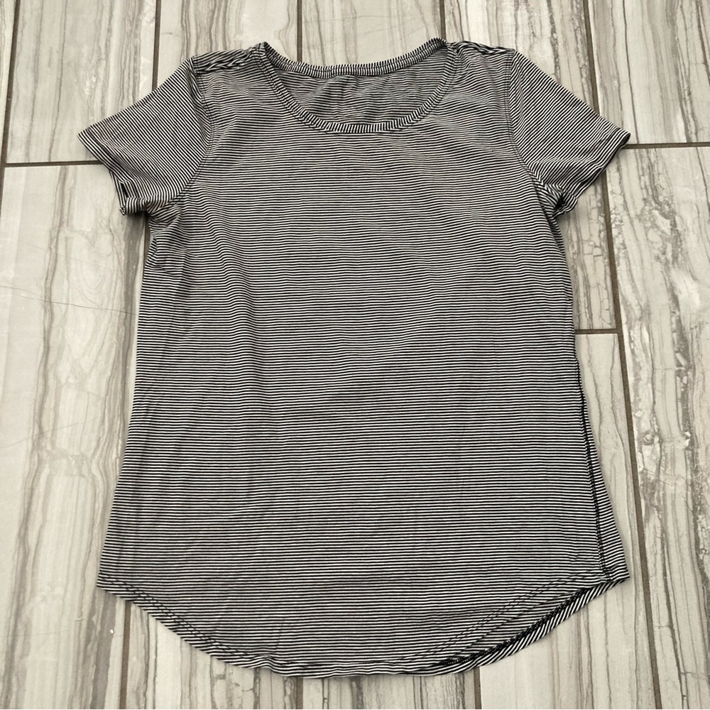 Lululemon top. EUC